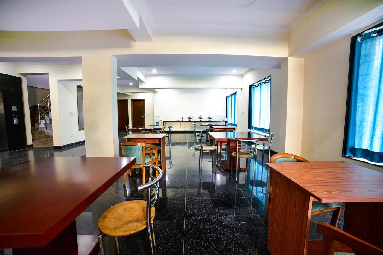 Fabhotel Merriment Noida Extérieur photo