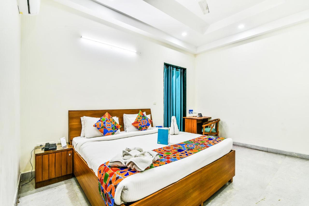 Fabhotel Merriment Noida Extérieur photo