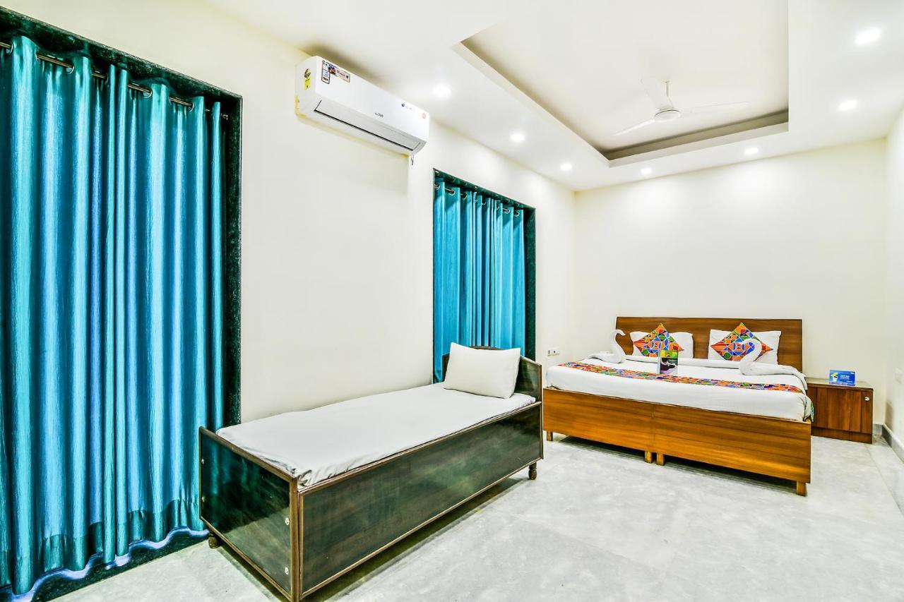 Fabhotel Merriment Noida Extérieur photo